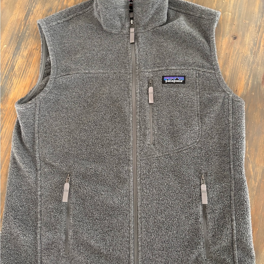 Patagonia Classic Synchilla Fleece Vest Nickel MENS Size Small